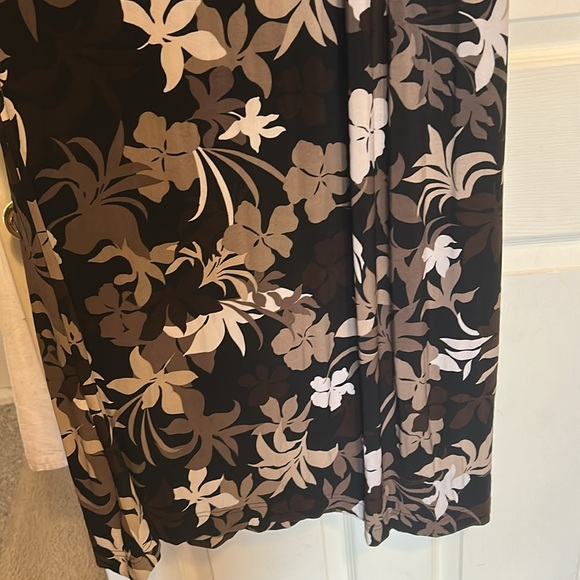 Croft & Barrow Maxi Dress Size Medium Brown - Picture 3 of 8